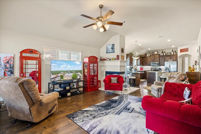 2524 Hadley Street, Weatherford, TX 76087