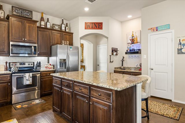 2524 Hadley Street, Weatherford, TX 76087