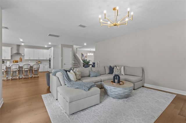 4104 W CLEVELAND STREET, Tampa, FL 33609