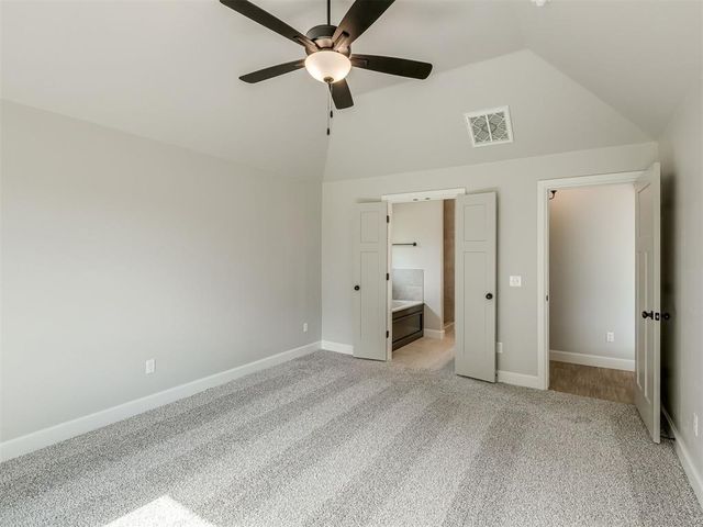 7620 Three Woods Lane, Yukon, OK 73099