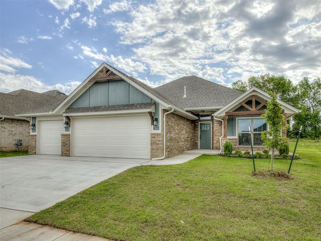 7620 Three Woods Lane, Yukon, OK 73099