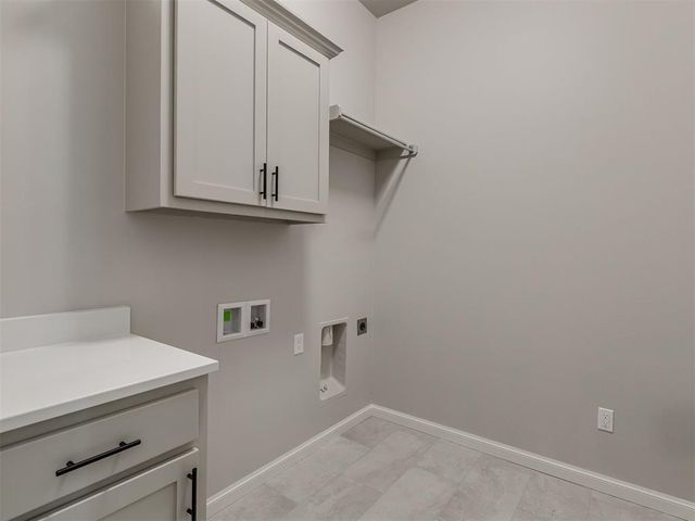 7620 Three Woods Lane, Yukon, OK 73099