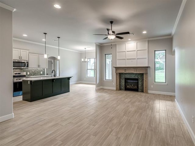 7620 Three Woods Lane, Yukon, OK 73099