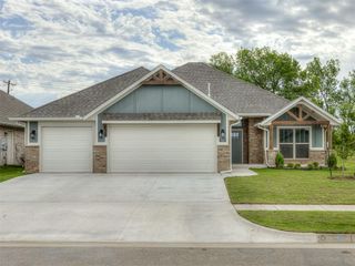 7620 Three Woods Lane, Yukon, OK 73099