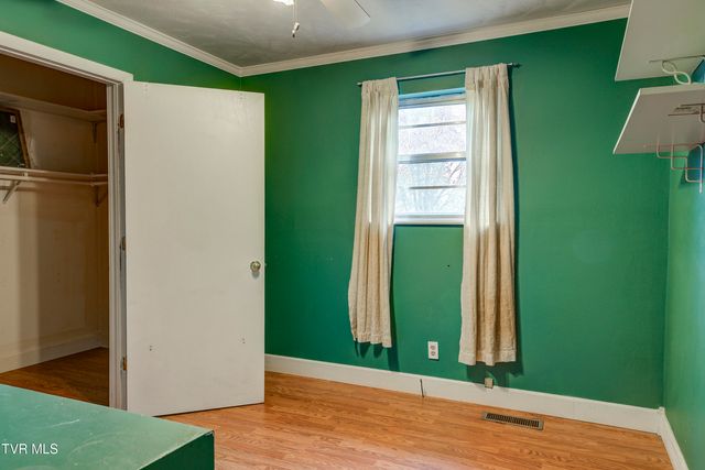 135 Walnut Drive, Rogersville, TN 37857