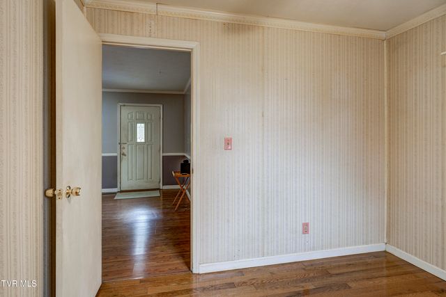 135 Walnut Drive, Rogersville, TN 37857