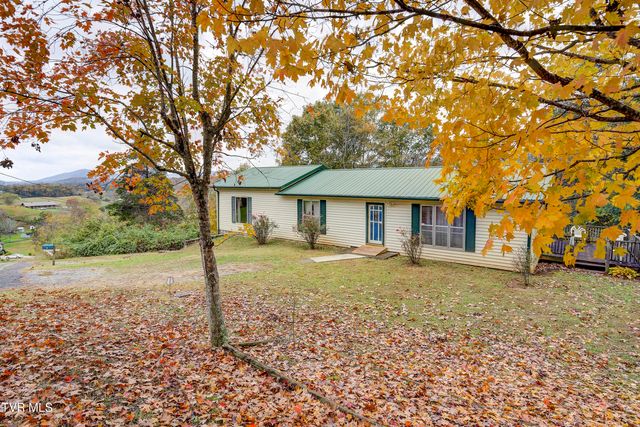 135 Walnut Drive, Rogersville, TN 37857