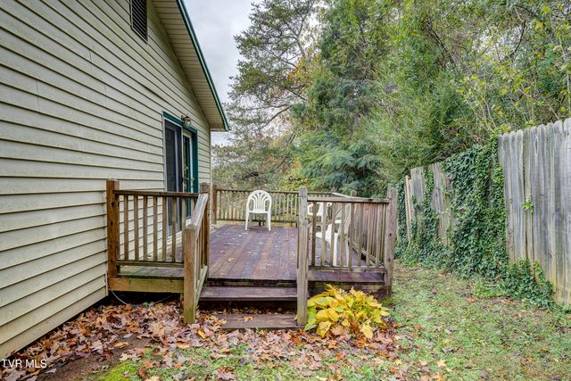 135 Walnut Drive, Rogersville, TN 37857