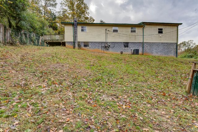 135 Walnut Drive, Rogersville, TN 37857