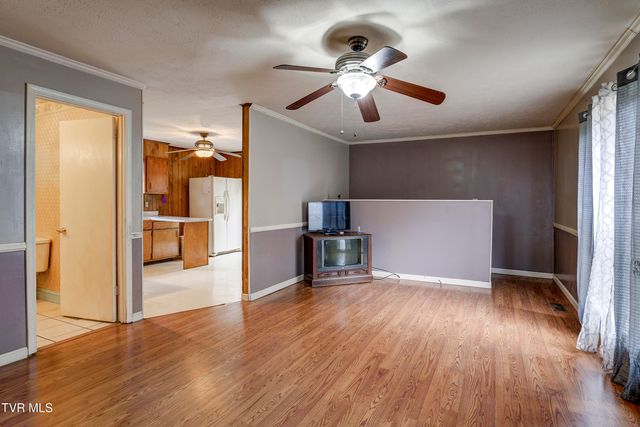 135 Walnut Drive, Rogersville, TN 37857