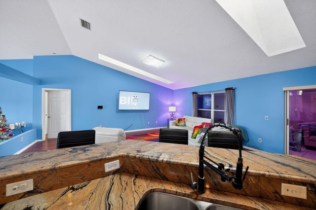 1530 SW Escobar Lane, Port St Lucie, FL 34953