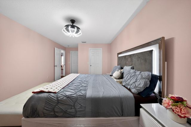 1530 SW Escobar Lane, Port St Lucie, FL 34953