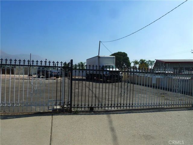3119 N Golden, San Bernardino, CA 92404