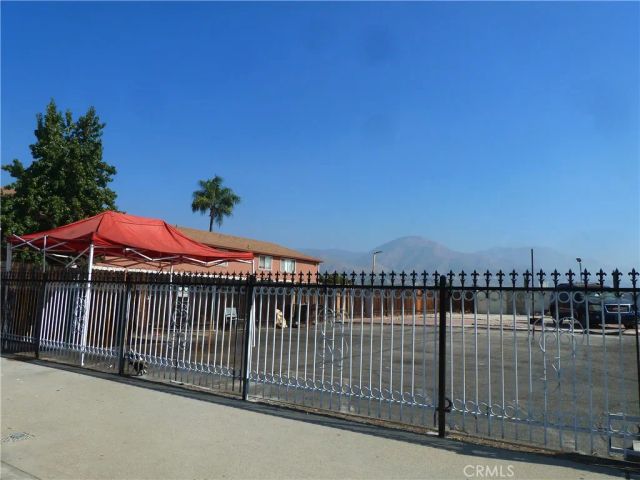 3119 N Golden, San Bernardino, CA 92404