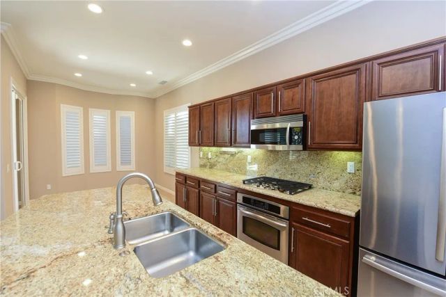 24112 Augusta, Corona, CA 92883