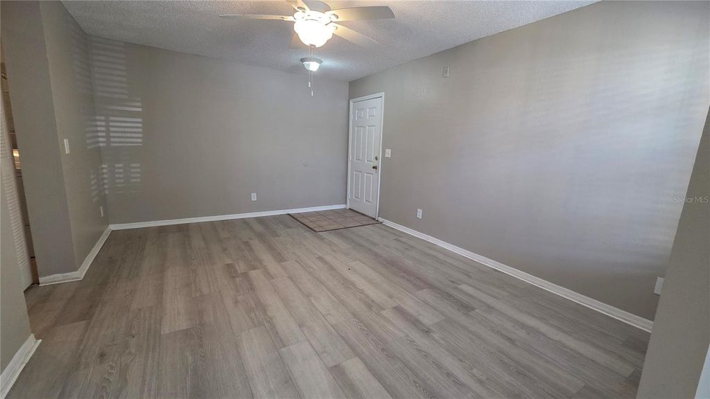 Image 18 of property listing at 1079 S HIAWASSEE ROAD 1113, Orlando, FL 32835