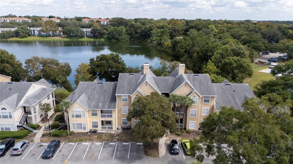 Image 4 of property listing at 1079 S HIAWASSEE ROAD 1113, Orlando, FL 32835