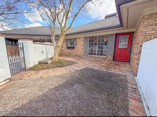 110 Alleman Drive, Lafayette, LA 70506