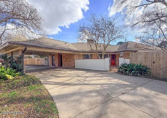110 Alleman Drive, Lafayette, LA 70506