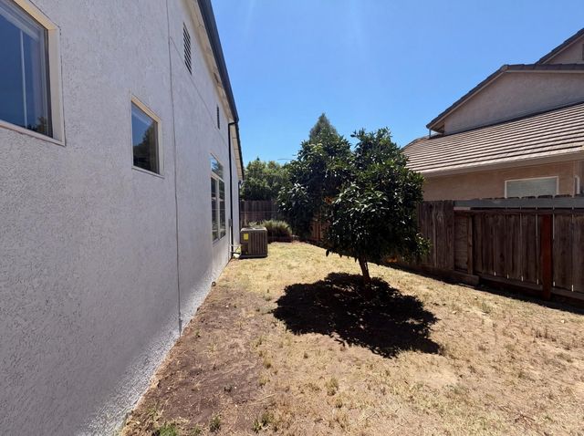 3309 Mokelumne Ct, Modesto, CA 95354