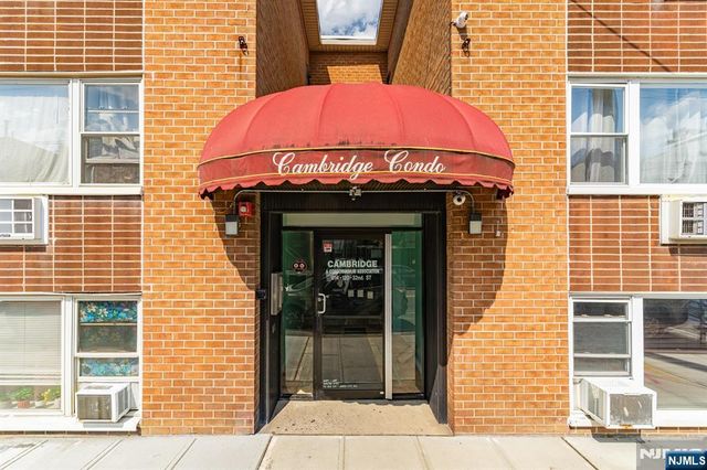 120 32nd Street 3P, Union City, NJ 07087