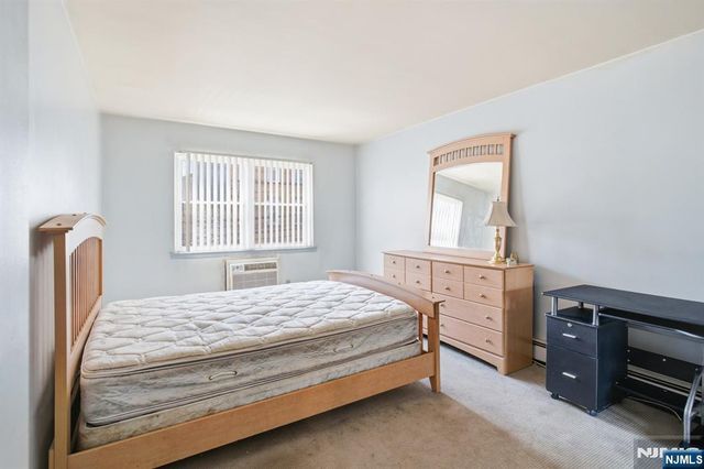 120 32nd Street 3P, Union City, NJ 07087