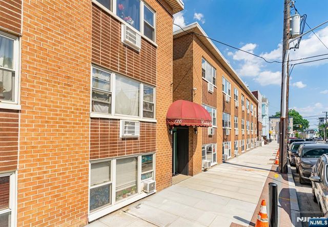 120 32nd Street 3P, Union City, NJ 07087