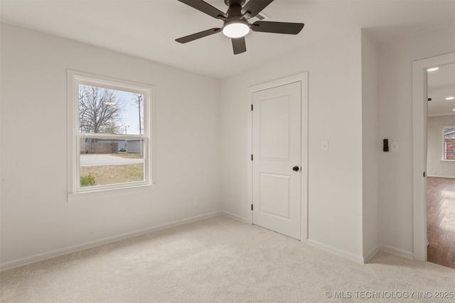 393 E 147th Street S, Glenpool, OK 74033