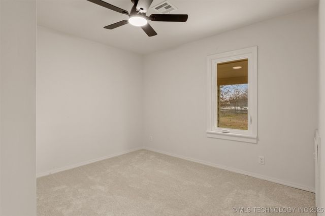 393 E 147th Street S, Glenpool, OK 74033