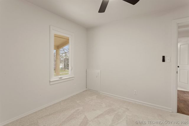 393 E 147th Street S, Glenpool, OK 74033