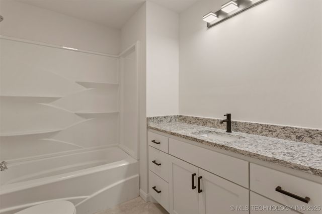 393 E 147th Street S, Glenpool, OK 74033