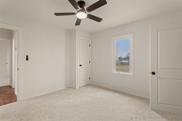 393 E 147th Street S, Glenpool, OK 74033