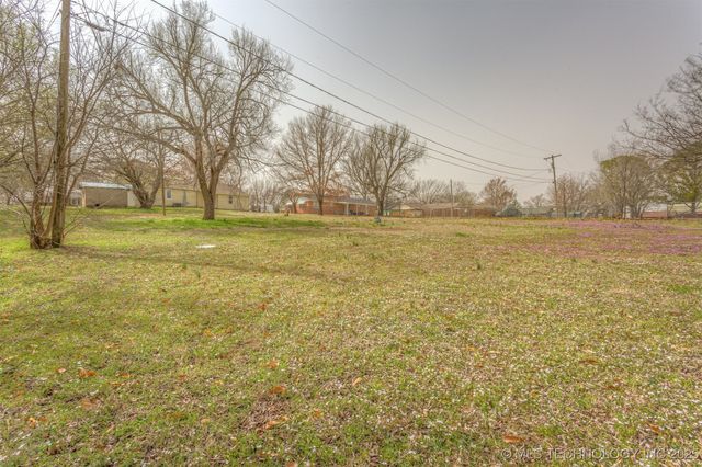 393 E 147th Street S, Glenpool, OK 74033