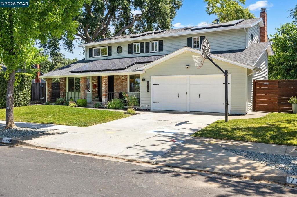 Image 1 of property listing at 1770 Claycord Ave, Concord, CA 94521