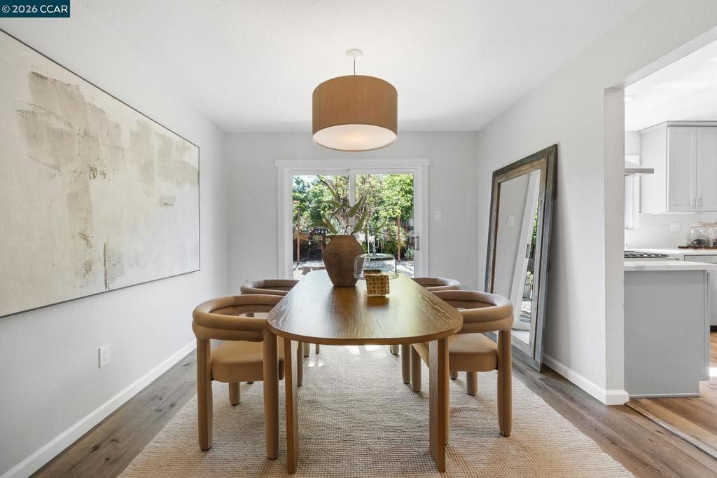 Image 14 of property listing at 1770 Claycord Ave, Concord, CA 94521