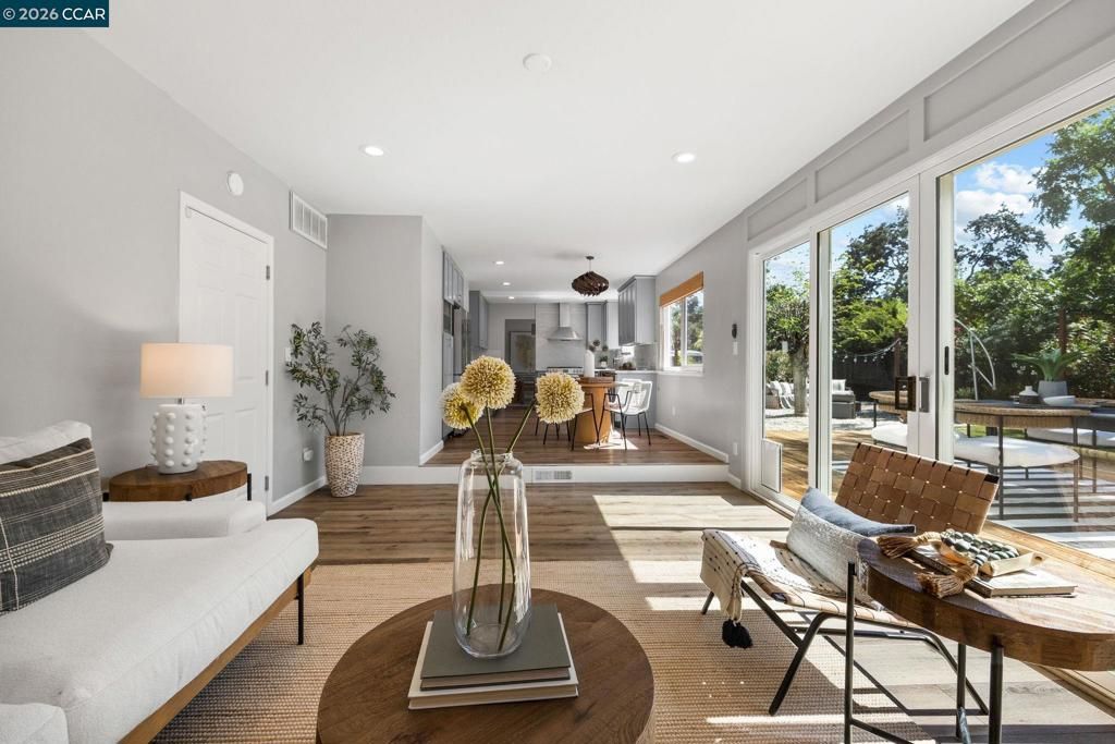 Image 37 of property listing at 1770 Claycord Ave, Concord, CA 94521