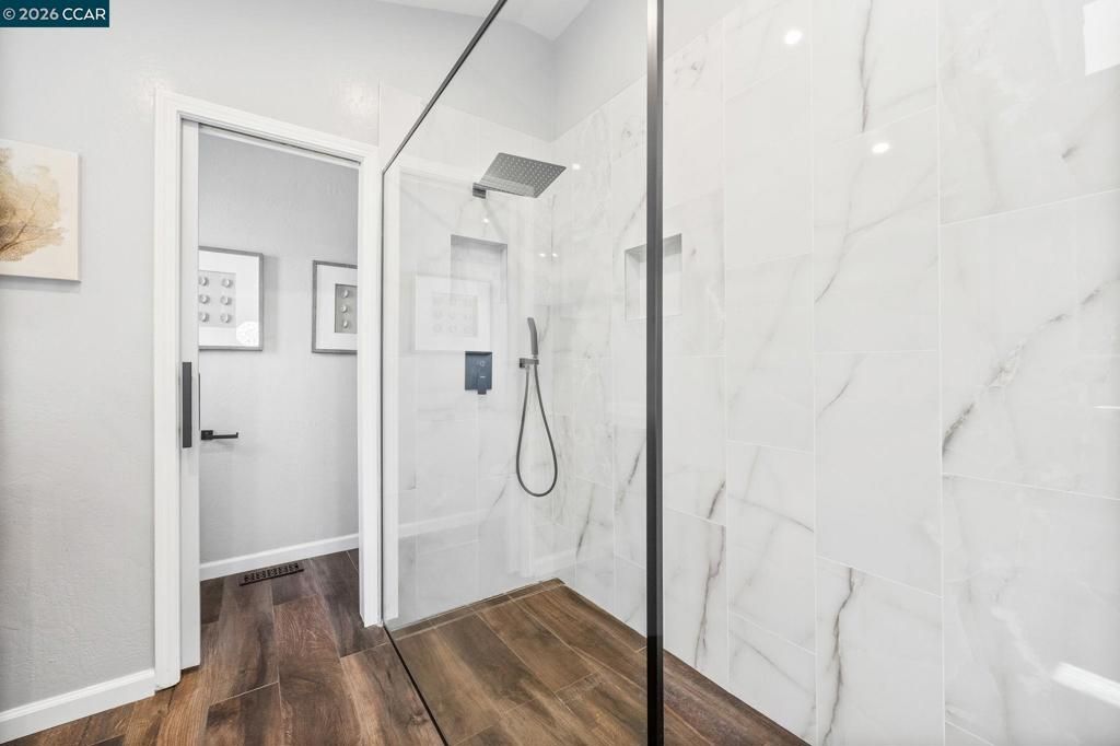 Image 58 of property listing at 1770 Claycord Ave, Concord, CA 94521