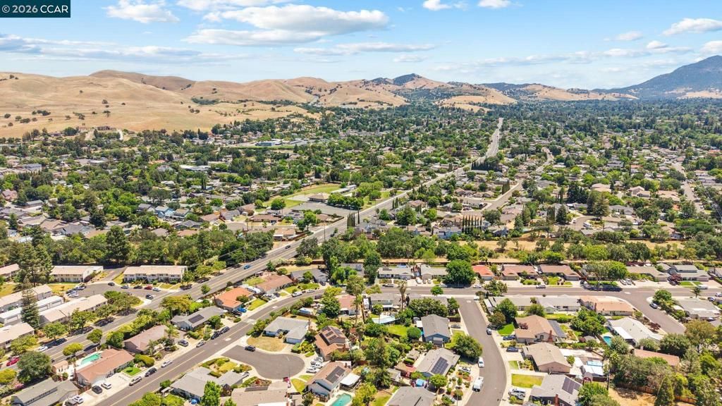 Image 80 of property listing at 1770 Claycord Ave, Concord, CA 94521
