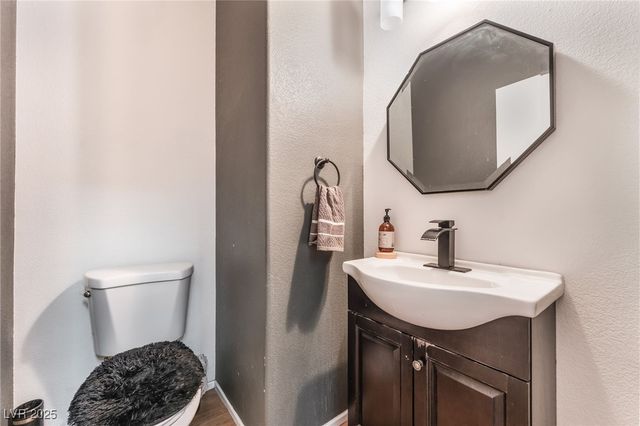 4217 Walnut Glen Drive, Las Vegas, NV 89115