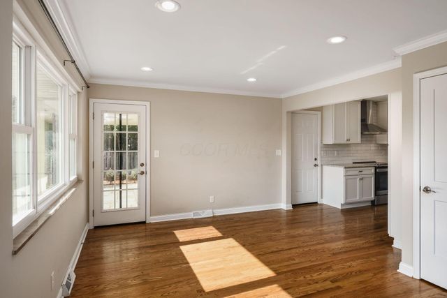 1767 Riverhill Road, Upper Arlington, OH 43221