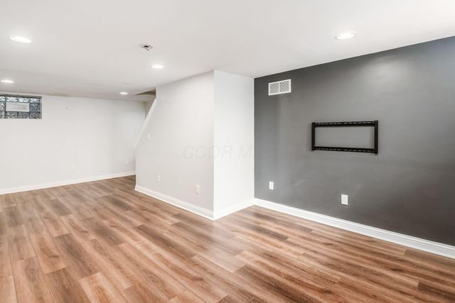 1767 Riverhill Road, Upper Arlington, OH 43221