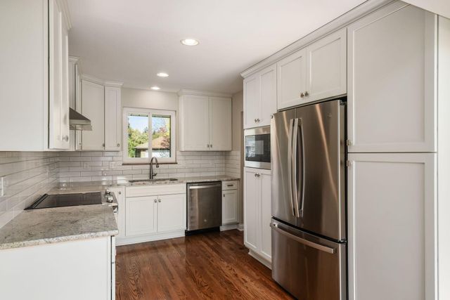 1767 Riverhill Road, Upper Arlington, OH 43221