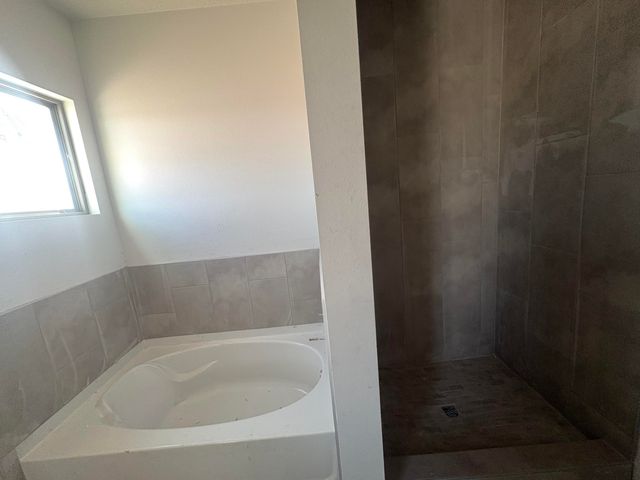 6037 Hardin Drive SE, Albuquerque, NM 87106
