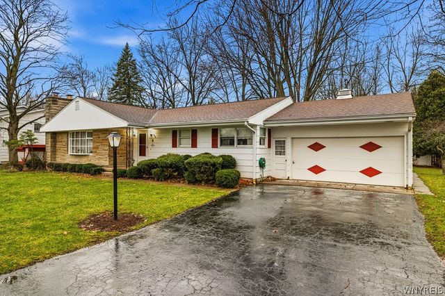 4656 Apple Drive, Lewiston, NY 14092
