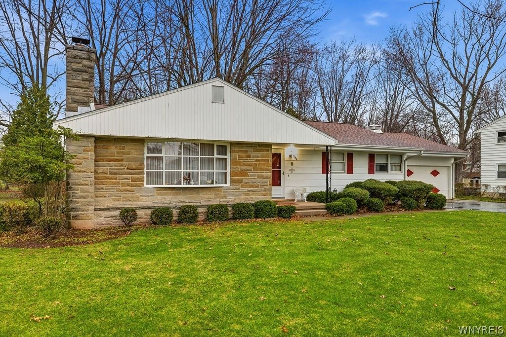4656 Apple Drive, Lewiston, NY 14092