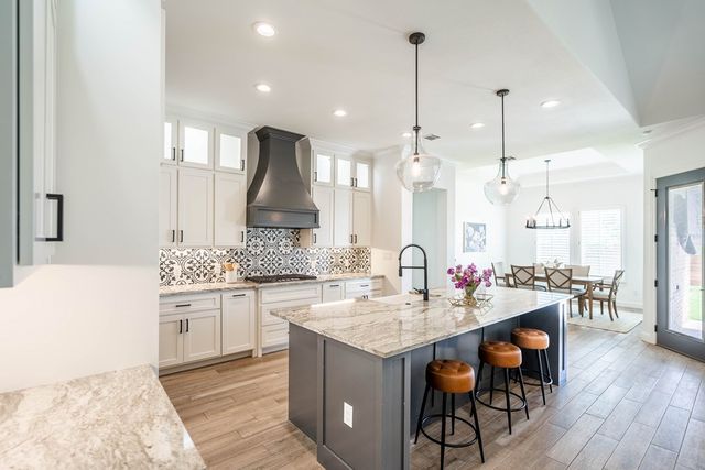 7404 E County Rd 112, Midland, TX 79706