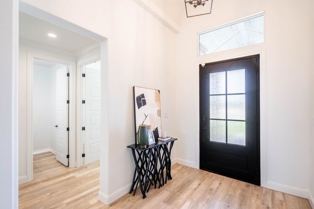 7404 E County Rd 112, Midland, TX 79706