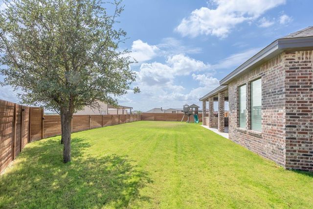 7404 E County Rd 112, Midland, TX 79706