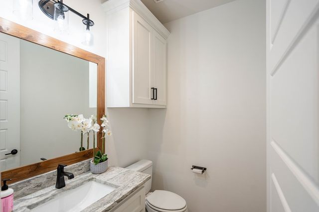 7404 E County Rd 112, Midland, TX 79706