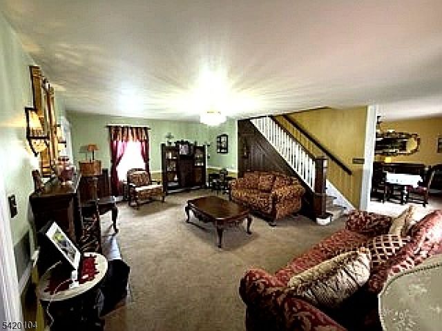 91 Minnisink Rd, Totowa Boro, NJ 07512